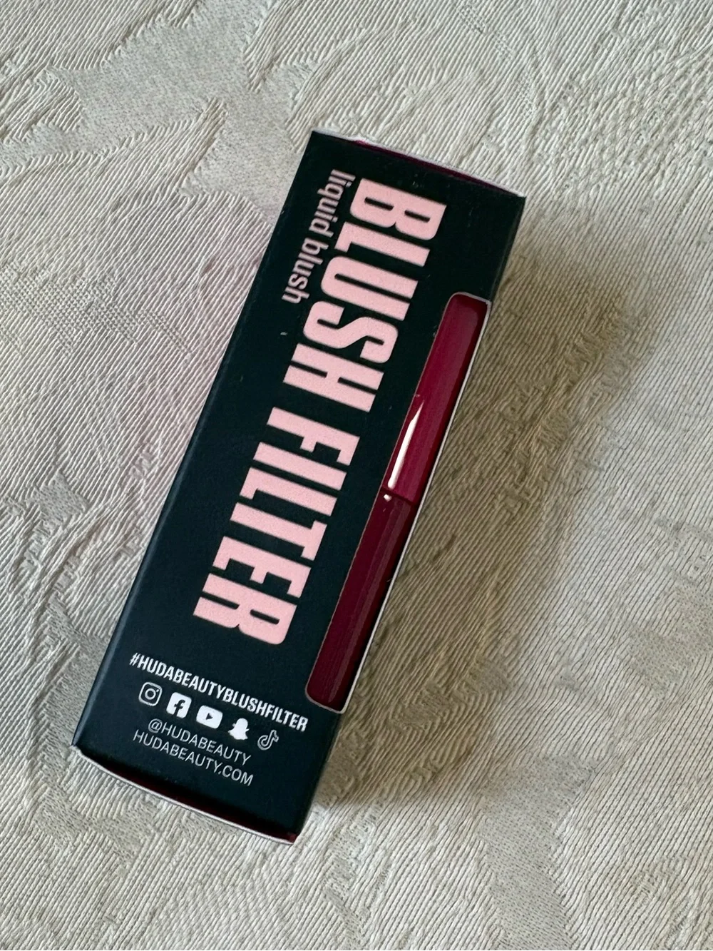 Huda Beauty Blush Filter Liquid Cream Blush Intense Guava BNIB